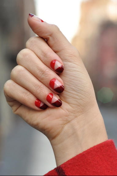 100+ Easy Valentine’s Day Nail Art Ideas 2019 img 57