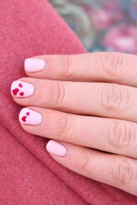 100+ Easy Valentine’s Day Nail Art Ideas 2019 img 78