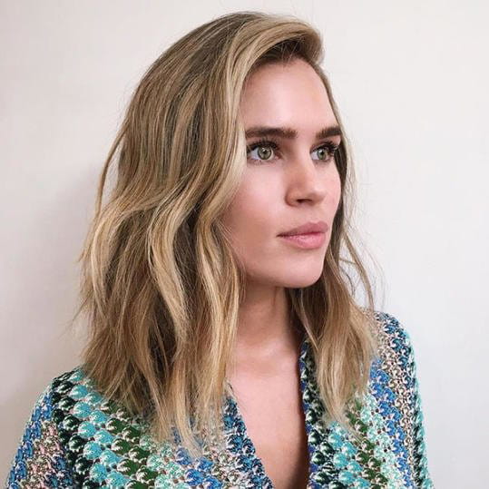 56 Best Flattering Haircuts for Long Face Shapes img 36