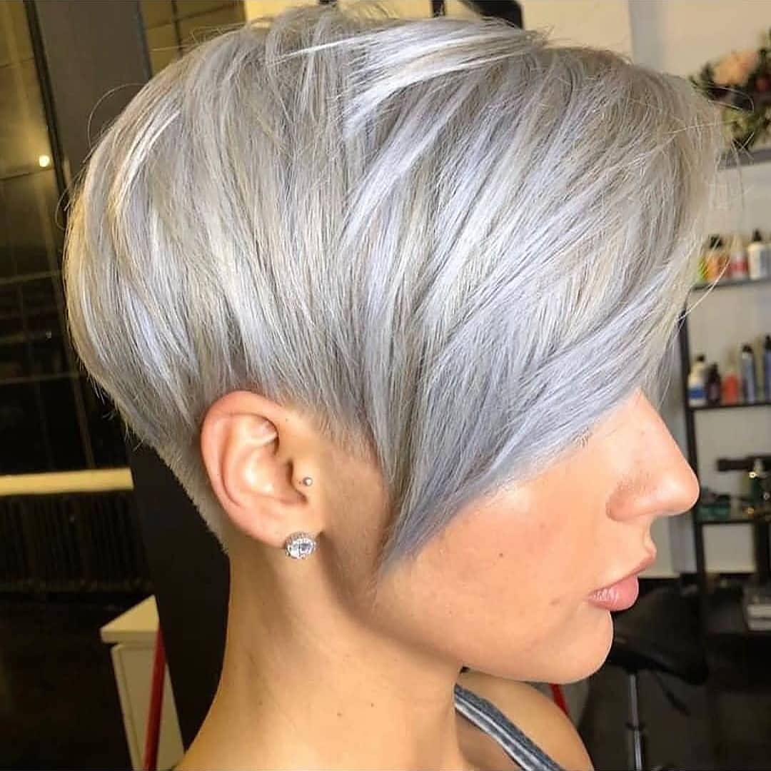 60 Best Short Haircut and Hairstyle Ideas for Women images 31