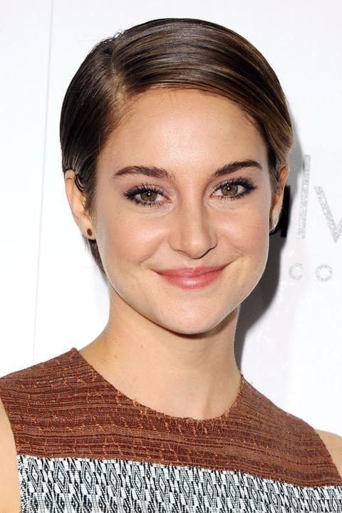 100+ Short Celebrity Haircuts You Need to Try ASAP images 19