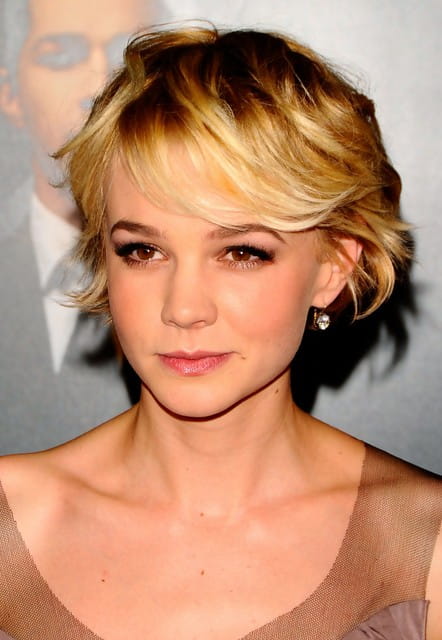 100+ Short Celebrity Haircuts You Need to Try ASAP images 38