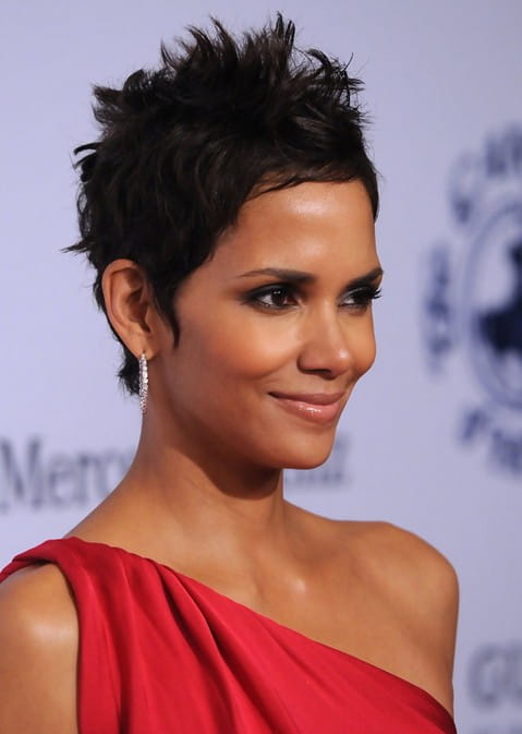 100+ Short Celebrity Haircuts You Need to Try ASAP images 57