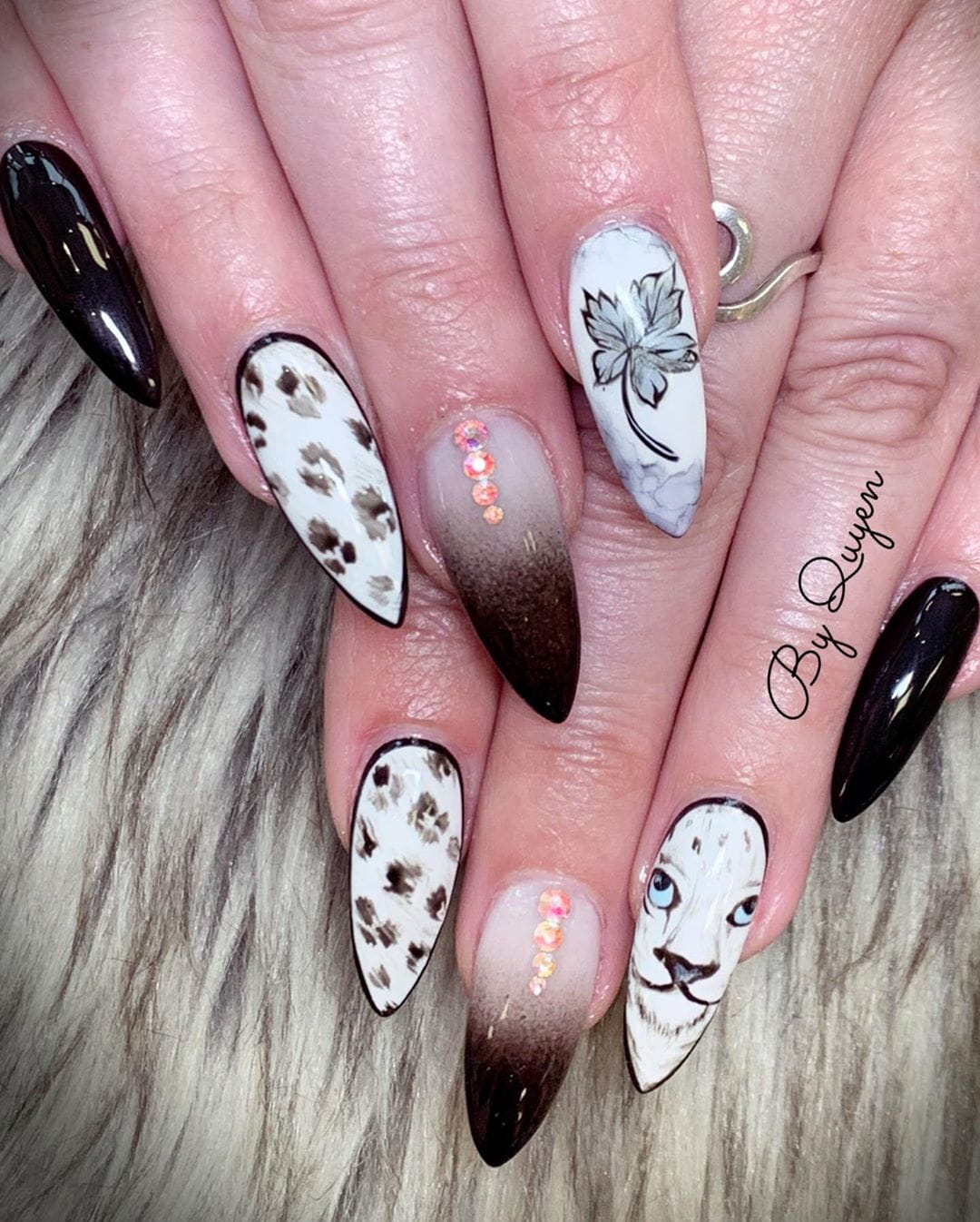 100+ Ideas for Halloween Nails So Spooky, You’d Definitely Want Them images 29