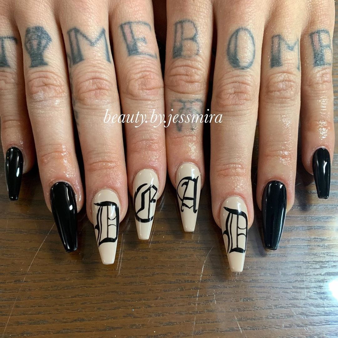 100+ Ideas for Halloween Nails So Spooky, You’d Definitely Want Them images 30