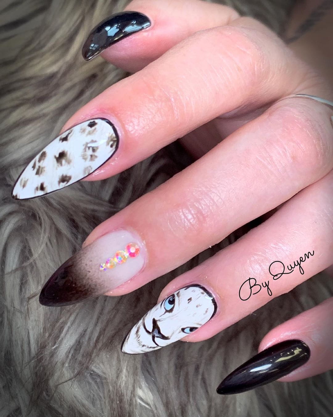 100+ Ideas for Halloween Nails So Spooky, You’d Definitely Want Them images 36