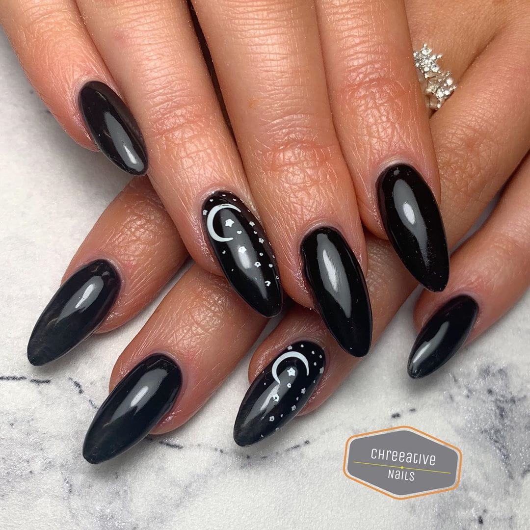 100+ Ideas for Halloween Nails So Spooky, You’d Definitely Want Them images 78