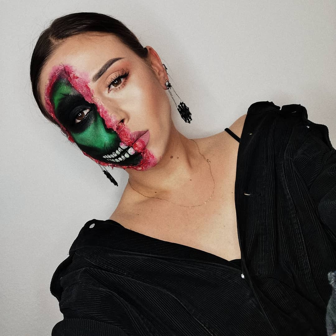 40 New Halloween Makeup Looks For Those Who Are Going All Out 2019 images 20