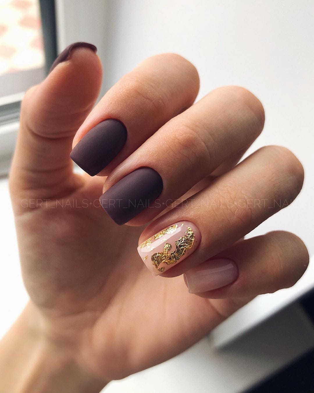 60 Cute Winter Nails Designs to Inspire Your Winter Mood images 24