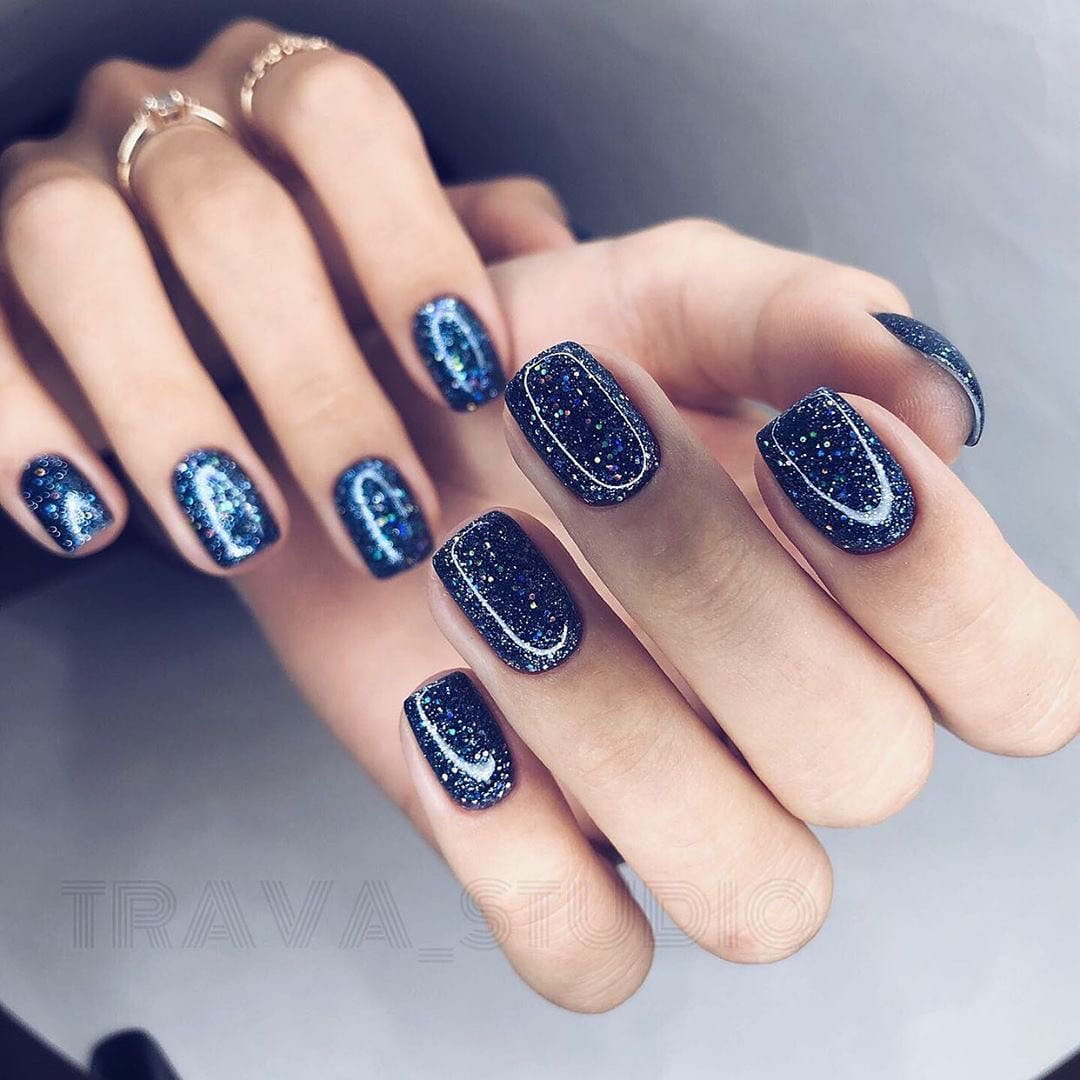 60 Cute Winter Nails Designs to Inspire Your Winter Mood images 32