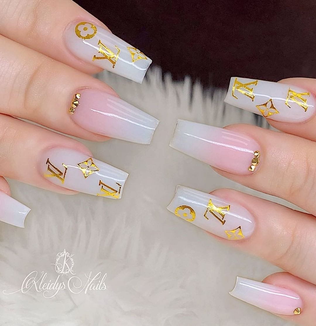 60 Cute Winter Nails Designs to Inspire Your Winter Mood images 41