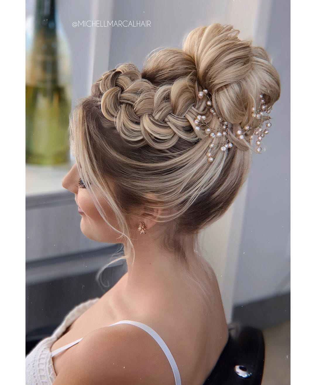 21 Hairstyles That Are Perfect For Going Out images 11