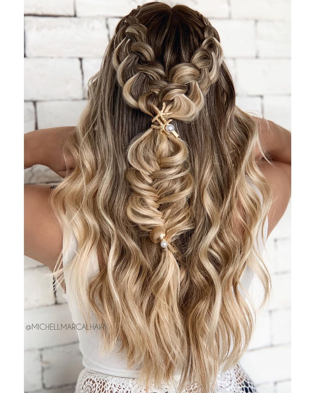 21 Hairstyles That Are Perfect For Going Out images 15