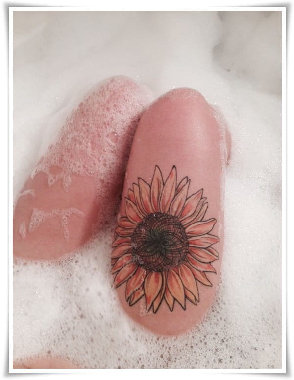 70+ Cute And Fascinating Tattoos For Girls images 37