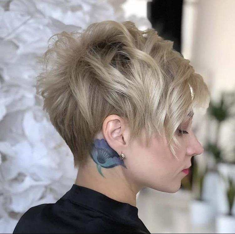 Spring 2020 Hair Trends: The 100+ Prettiest Looks to Copy images 100