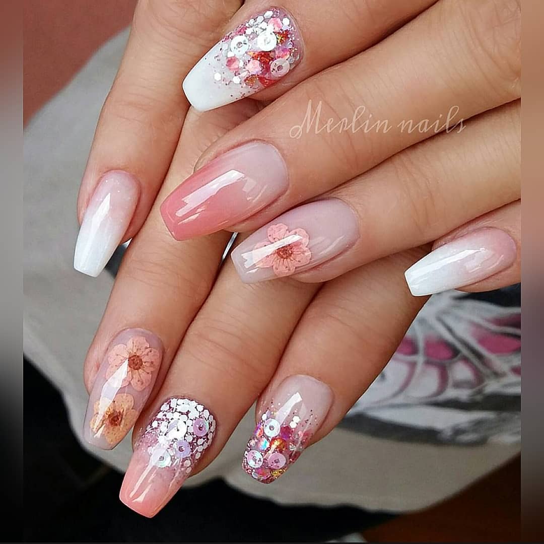 70+ Best Winter Nail Art Designs You Need to Copy images 5