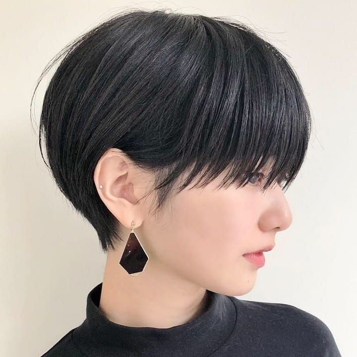 100+ Short Hairstyles and Haircuts You Need to Try in 2020 images 14