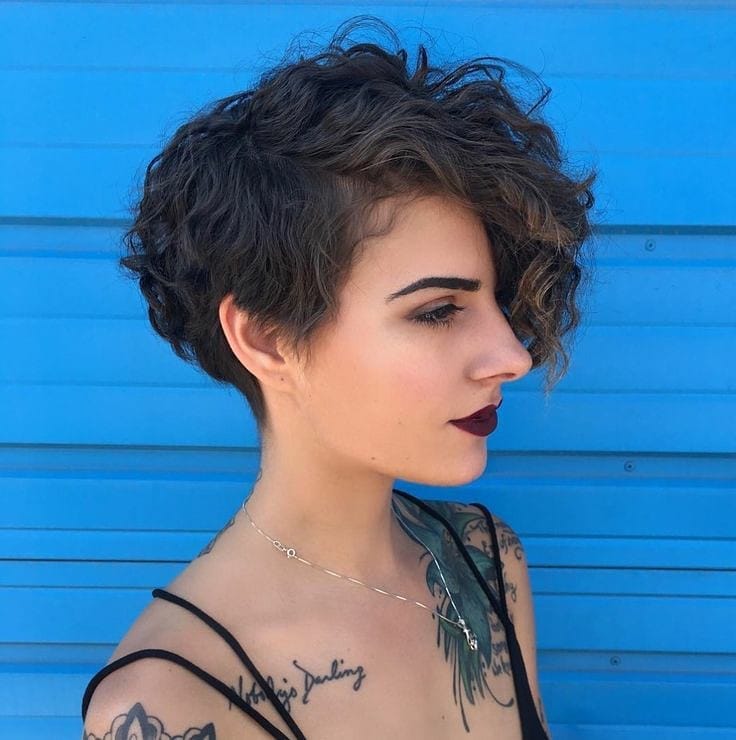 100+ Short Hairstyles and Haircuts You Need to Try in 2020 images 64