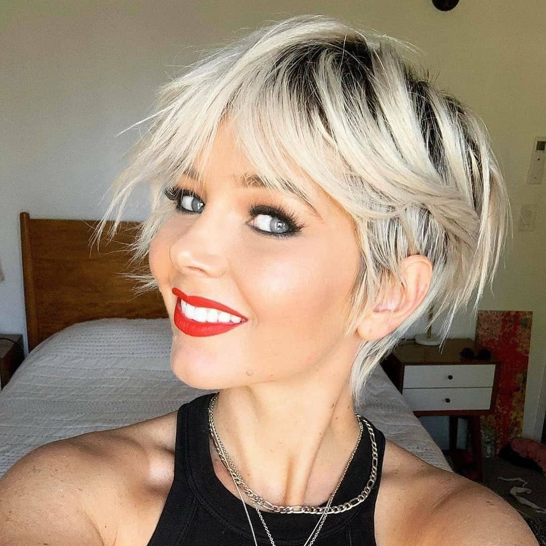 100+ Short Hairstyles and Haircuts You Need to Try in 2020 images 67