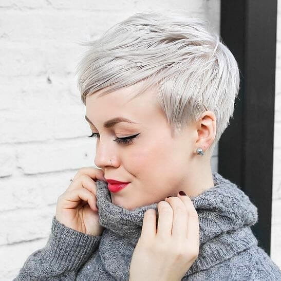 100+ Short Hairstyles and Haircuts You Need to Try in 2020 images 76