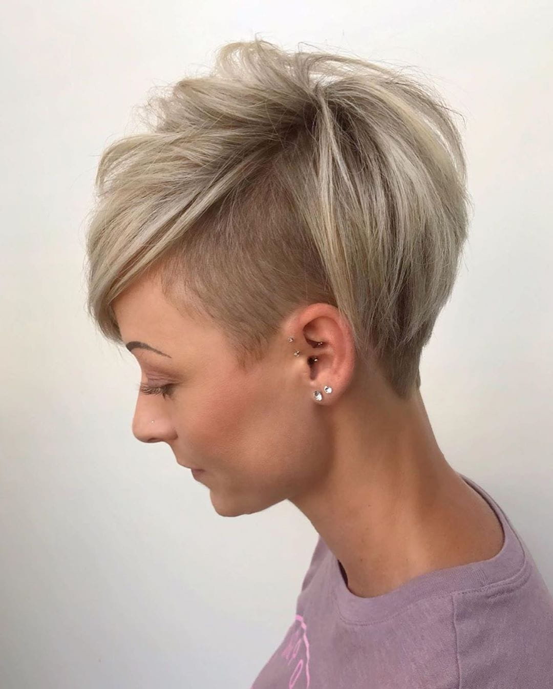 100+ Short Hairstyles and Haircuts You Need to Try in 2020 images 83