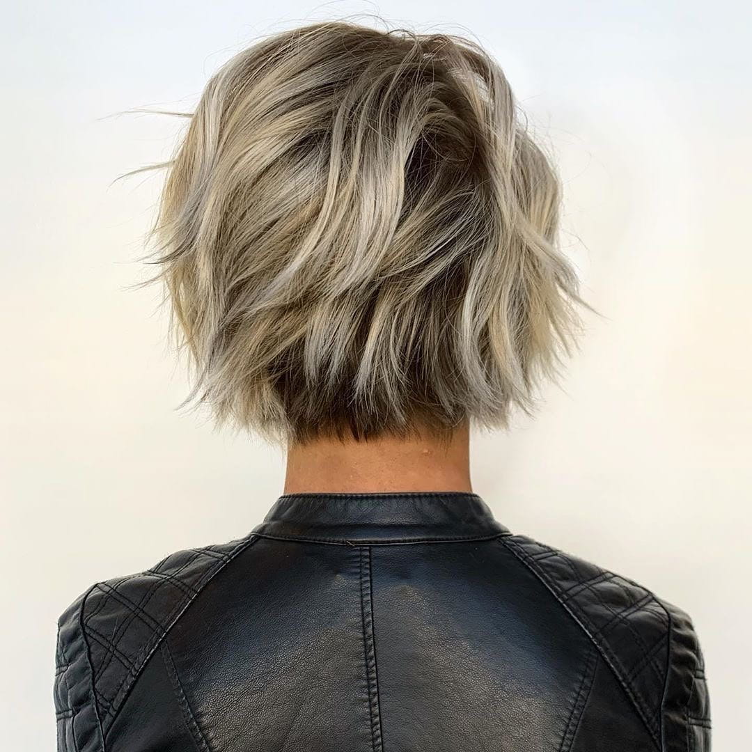 100+ Short Hairstyles and Haircuts You Need to Try in 2020 images 86