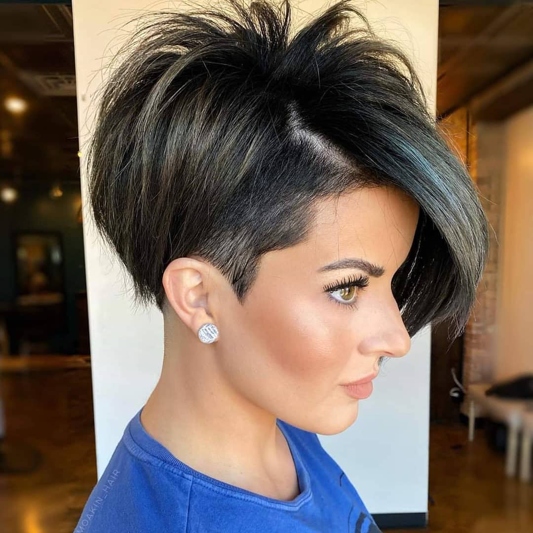 100+ Short Hairstyles and Haircuts You Need to Try in 2020 images 90