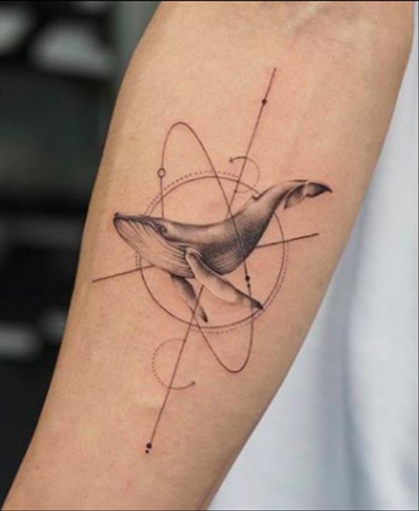 35 Simple Geometric Tattoo Designs With Animals And Flowers images 15