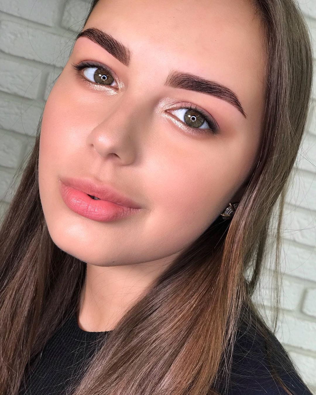 50+ Pretty Makeup Looks To Try In 2020 images 15