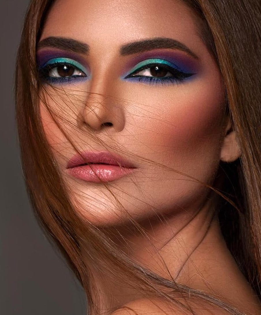 50+ Pretty Makeup Looks To Try In 2020 images 37