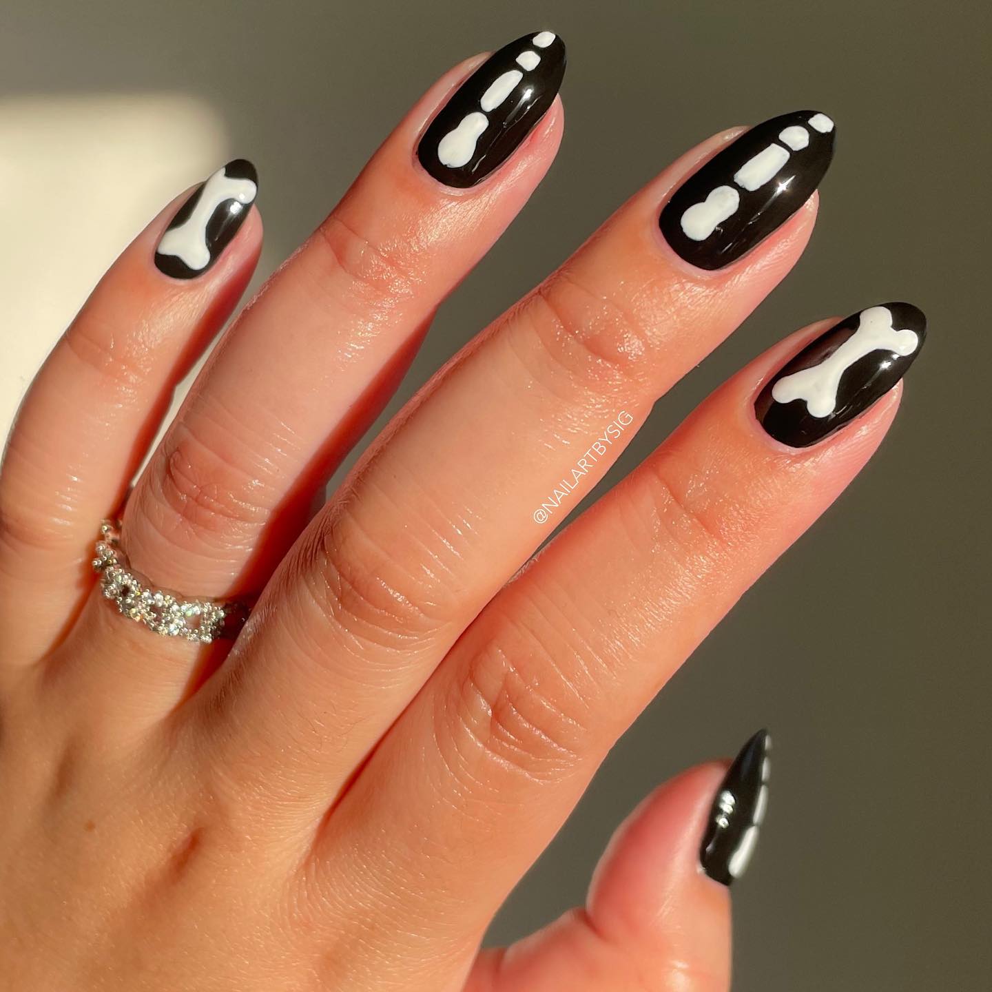 100+ Spooky Halloween Nail Art Designs Ideas 2022 images 14