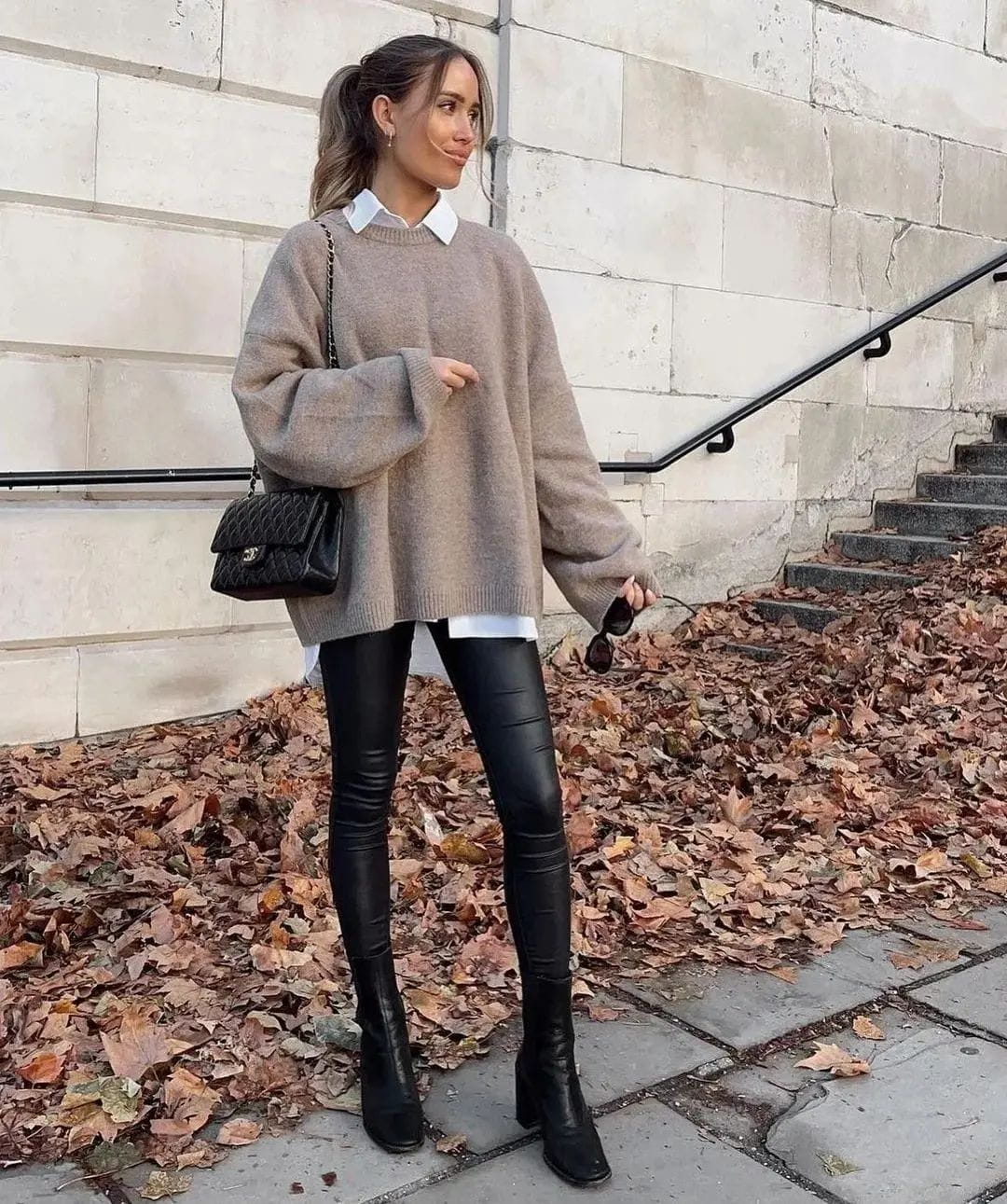 Best Casual Winter Outfit Ideas For Women images 30