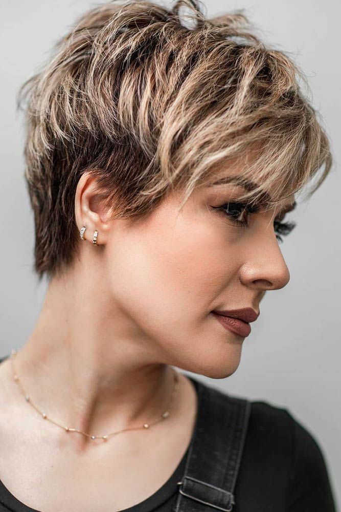 100+ Best Short Hairstyles & Haircuts For Women images 31