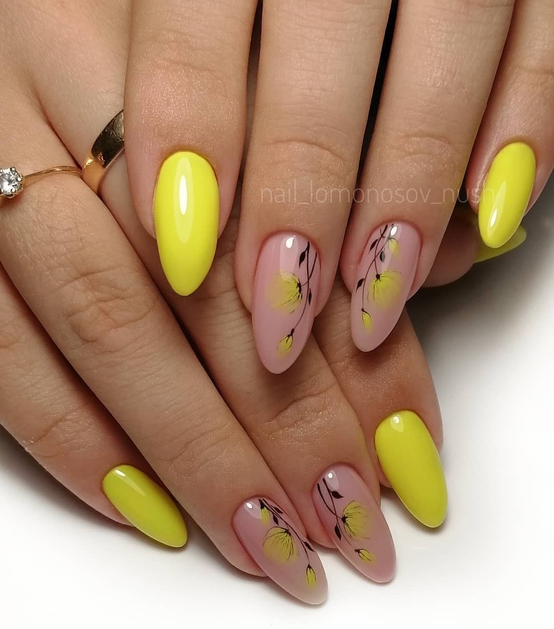 Over 100 Bright Summer Nail Art Designs That Will Be So Trendy images 18