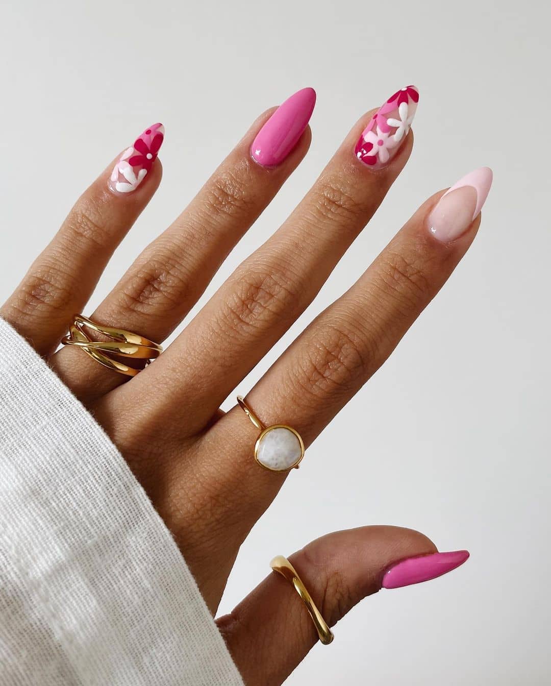 Over 100 Bright Summer Nail Art Designs That Will Be So Trendy images 65