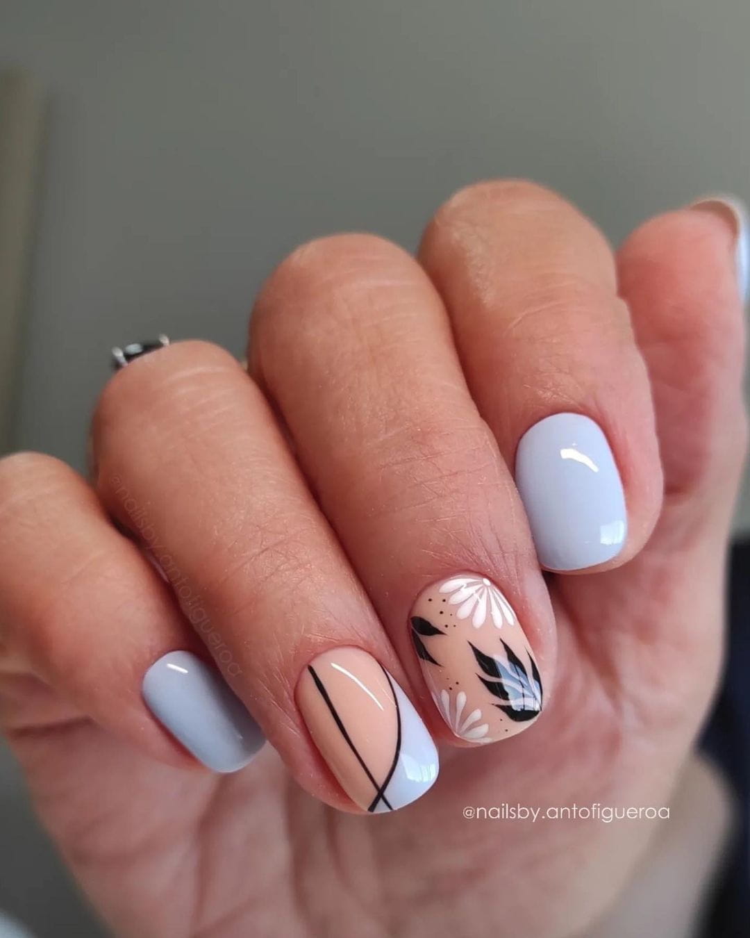 100+ Trendy And Cute Fall Nail Designs And Fall Nail Colors In 2023 images 13