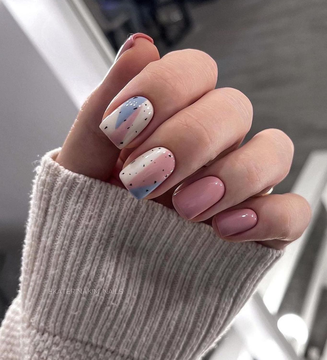 100+ Gorgeous Winter Nail Designs And Ideas images 1