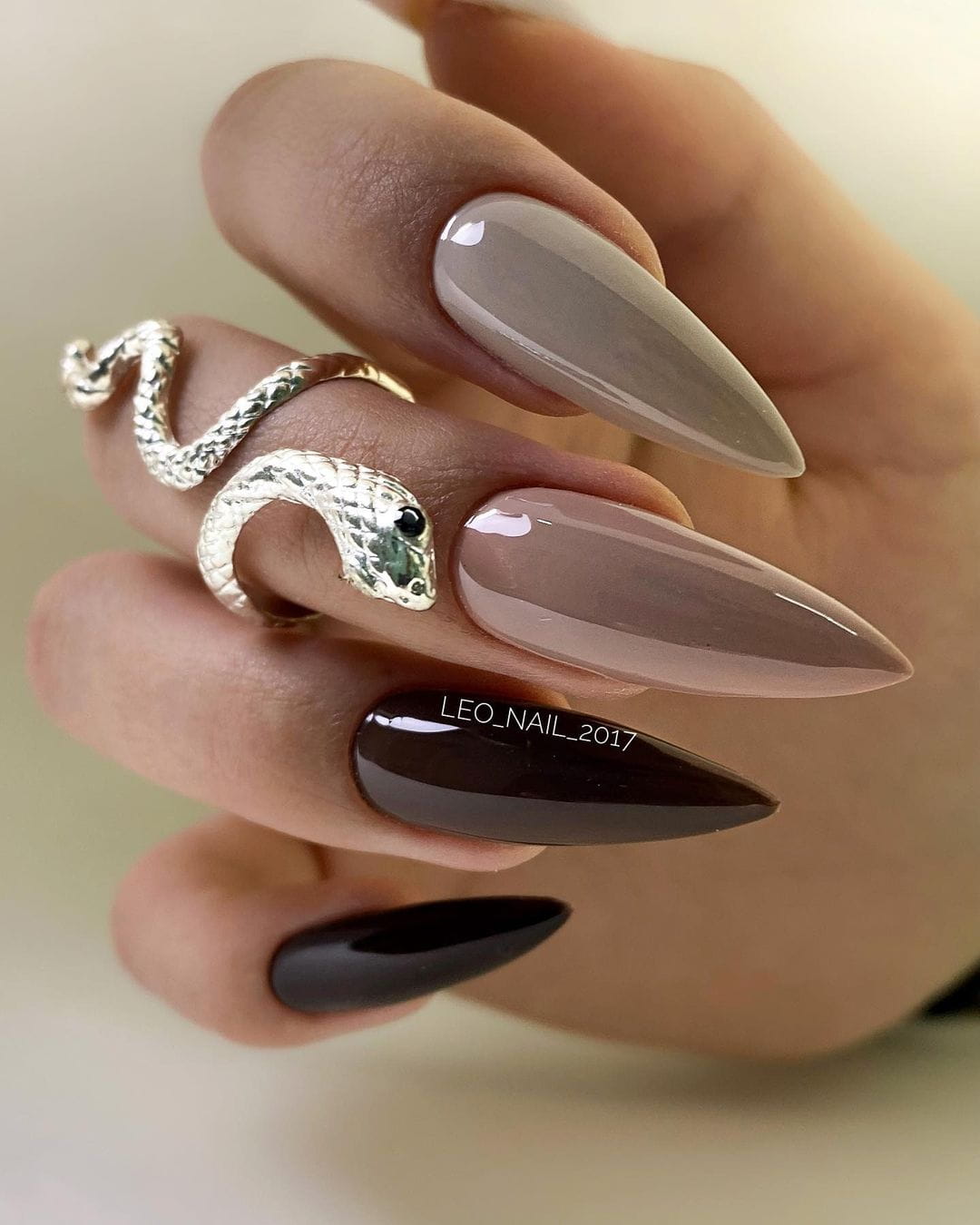 100+ Gorgeous Winter Nail Designs And Ideas images 9