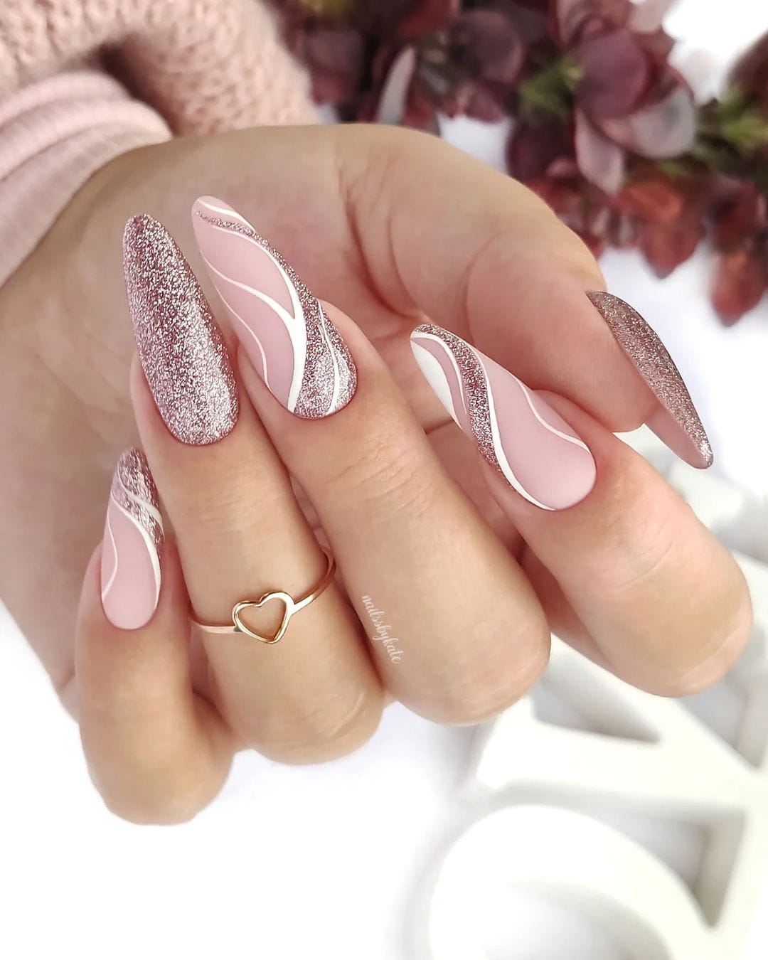 100+ Gorgeous Winter Nail Designs And Ideas images 10