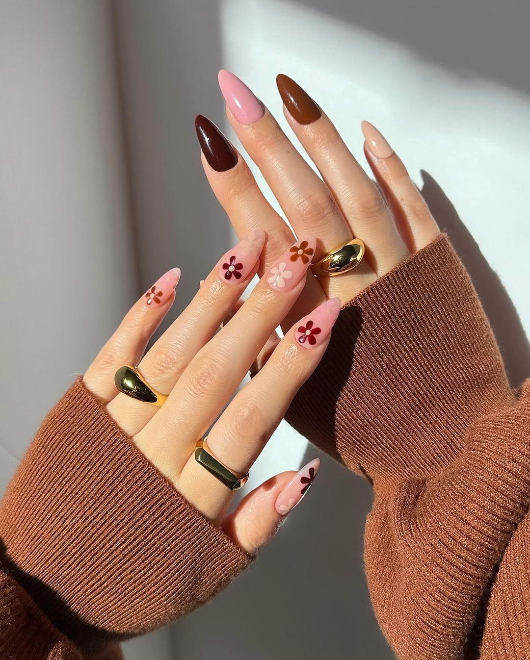 100+ Gorgeous Winter Nail Designs And Ideas images 11