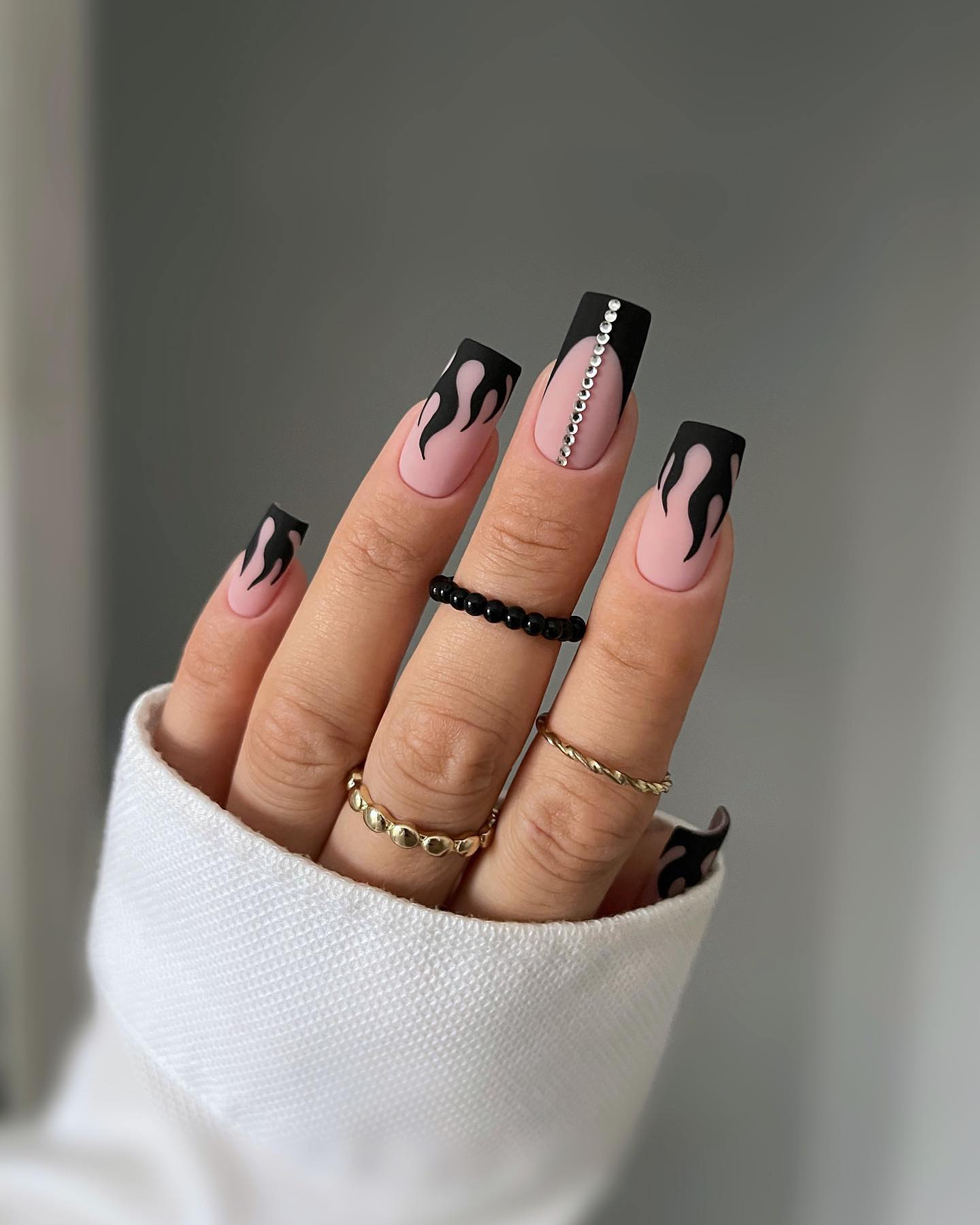 100+ Gorgeous Winter Nail Designs And Ideas images 40