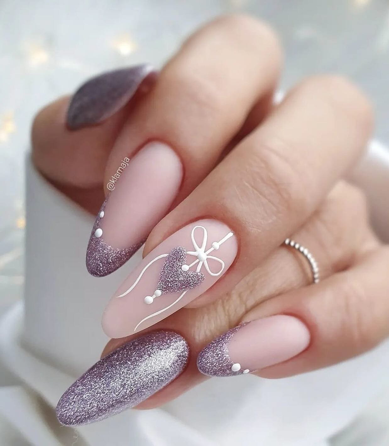 100+ Gorgeous Winter Nail Designs And Ideas images 91