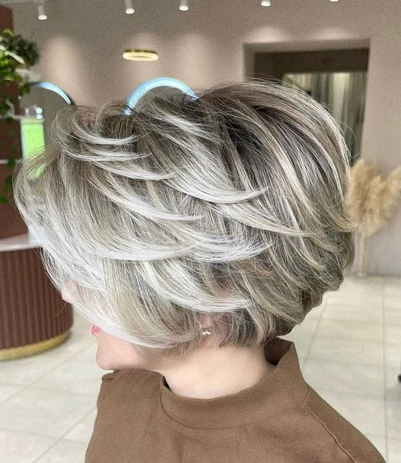 100+ Hairstyle And Hair Colors For Winter That Are Trending images 78