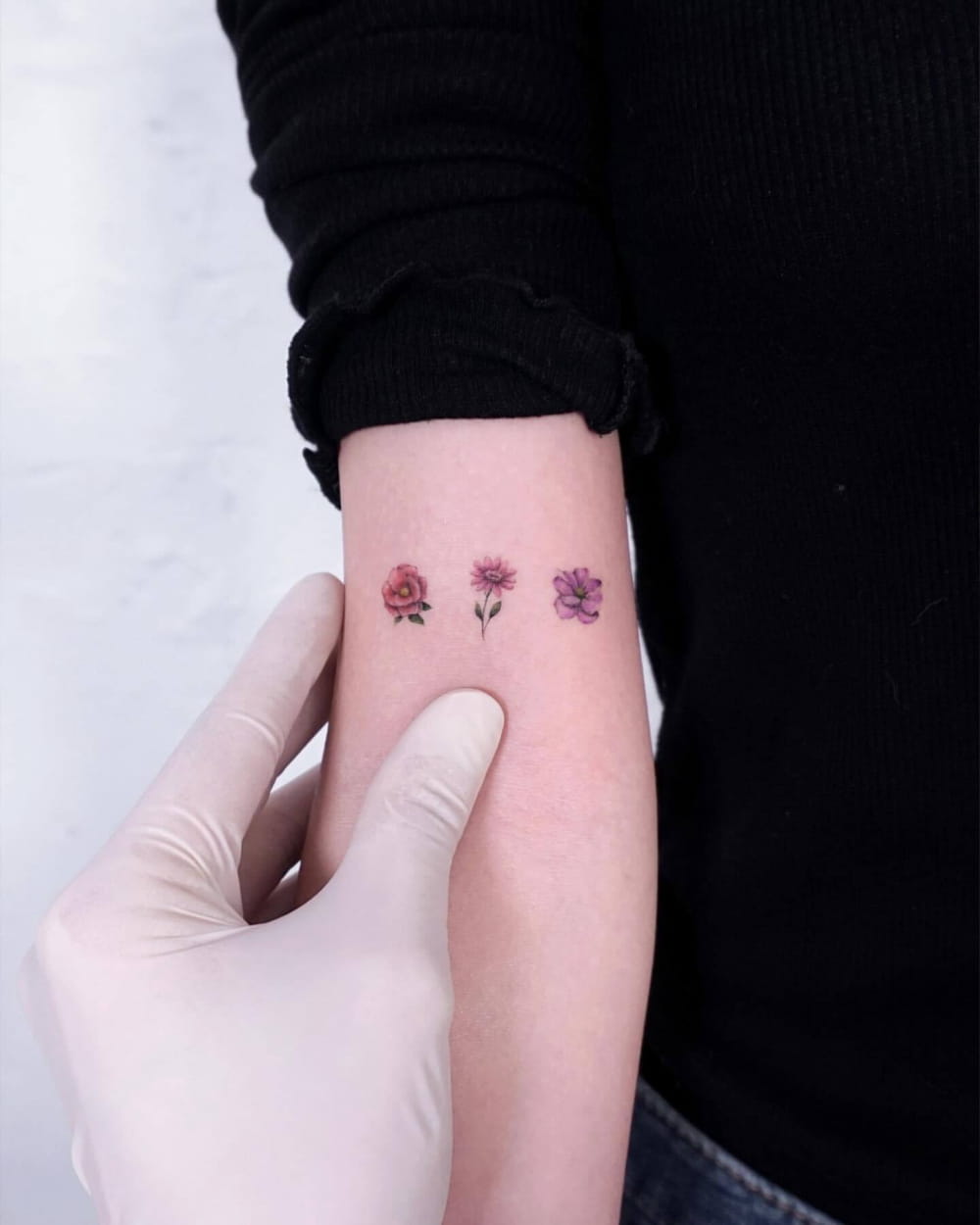 30 Small Tattoo Ideas: Tiny Art With Big Impact images 8