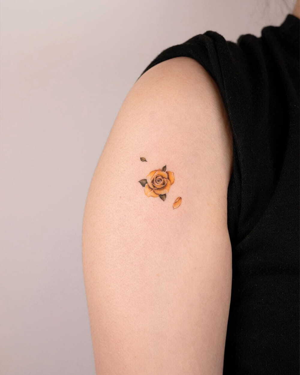 30 Small Tattoo Ideas: Tiny Art With Big Impact images 22