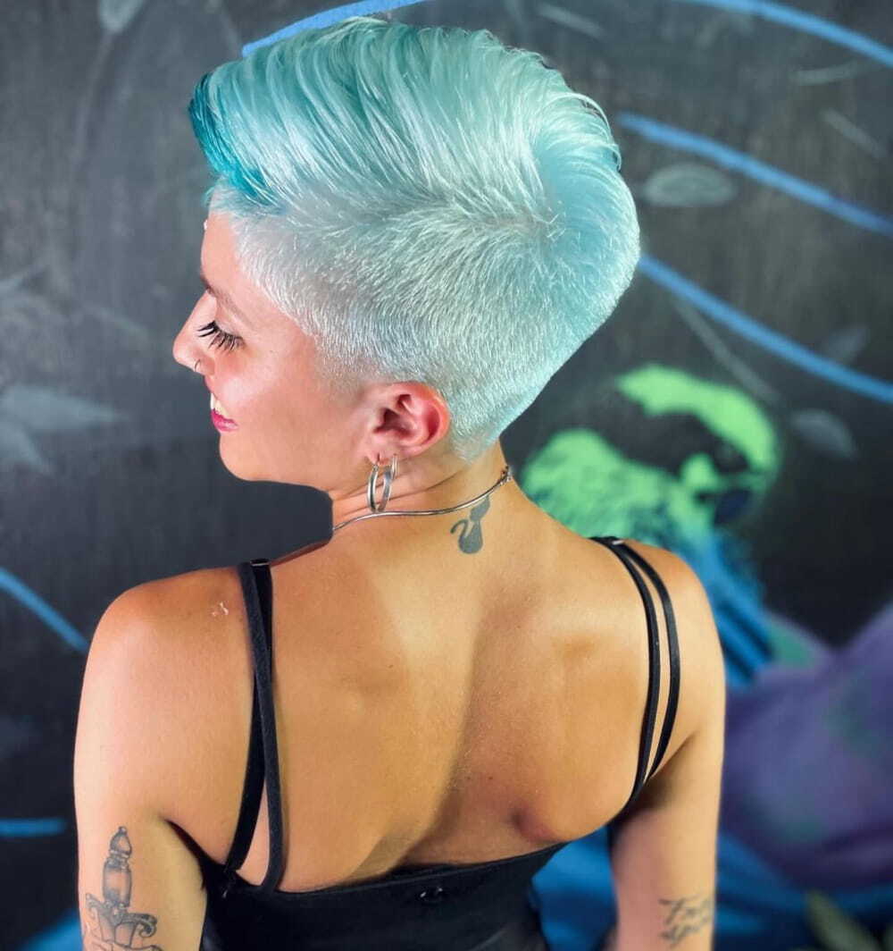 Short Haircuts: Transform Your Look With These Styles images 29