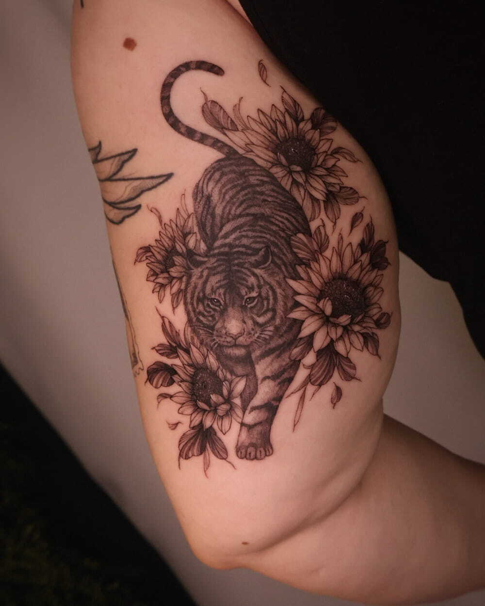 Top 50+ Stunning Tattoo Ideas For Bold Women 2024 images 11