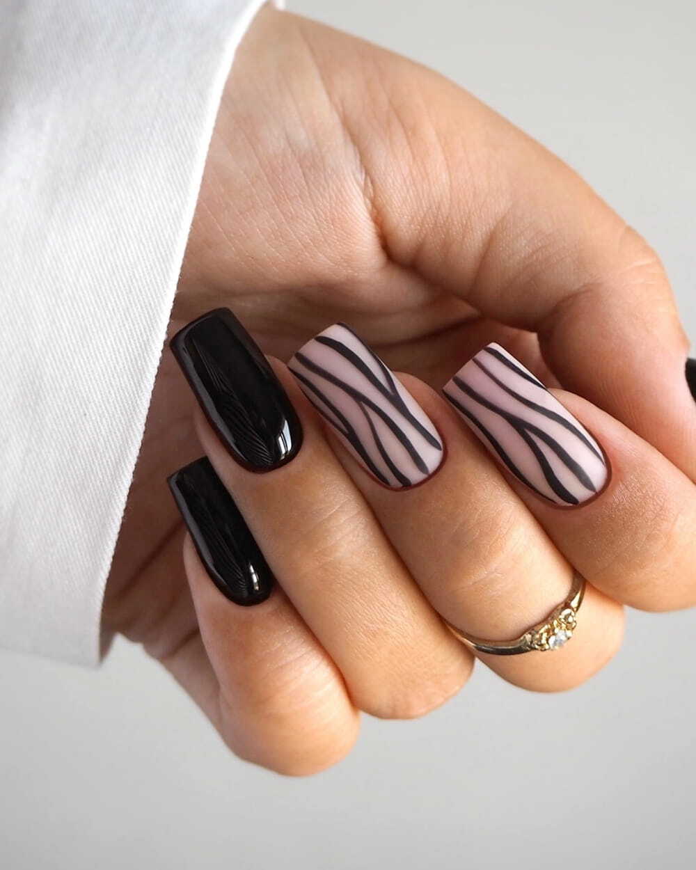 50+ Best Fall Nail Ideas To Embrace The Cozy Season images 10