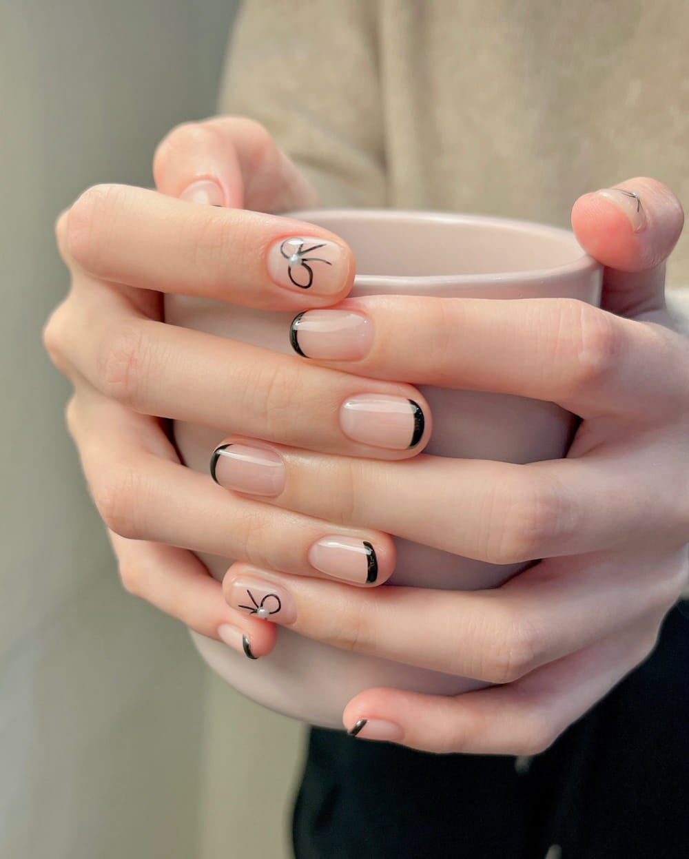 50+ Best Fall Nail Ideas To Embrace The Cozy Season images 38