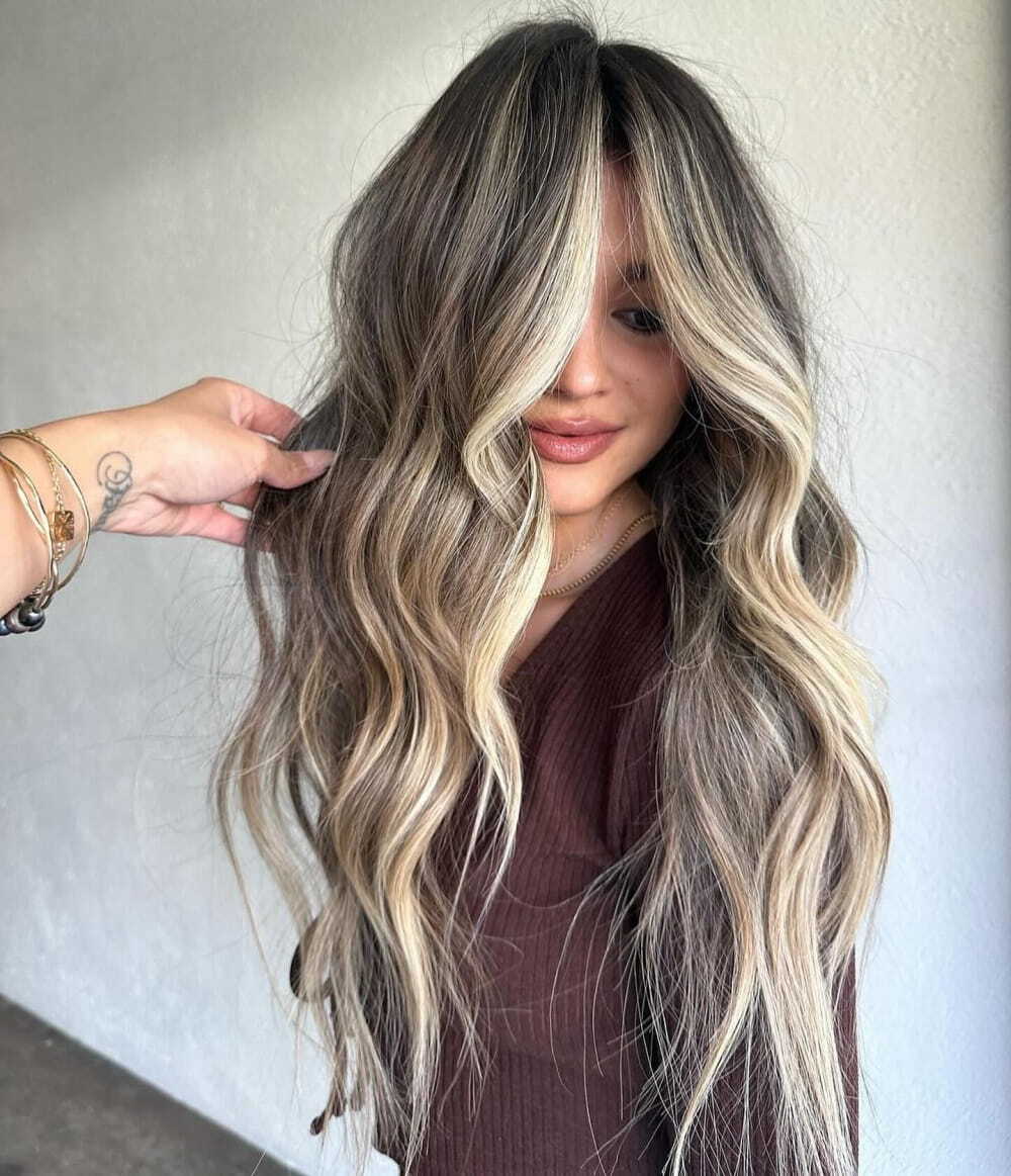 Long Hairstyles That Will Turn Heads Everywhere 2024 images 9